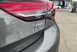 2018 Holden
                Commodore RS
