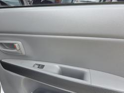 2006 Mazda 2 Neo DY Series 2 Sunlight Silver