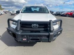 2024 Toyota Hilux SR