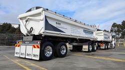 2023 Kenworth T610sar White