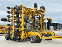 2013 SERAFIN ULTISOW S18 60 BI FOLD SINGLE DISC AIR SEEDER Used YELLOW