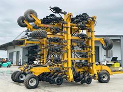 2013 SERAFIN ULTISOW S18 60 BI FOLD SINGLE DISC AIR SEEDER Used YELLOW