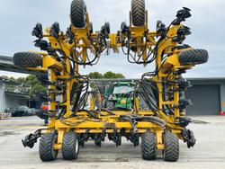 2013 SERAFIN ULTISOW S18 60 BI FOLD SINGLE DISC AIR SEEDER Used YELLOW