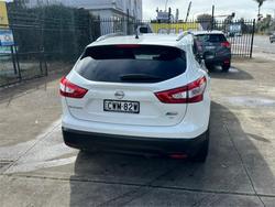 2015 NISSAN
QASHQAI Ti