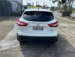 2015 NISSAN
QASHQAI Ti