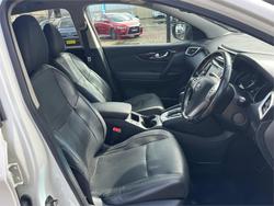 2015 NISSAN
QASHQAI Ti