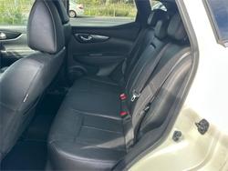 2015 NISSAN
QASHQAI Ti