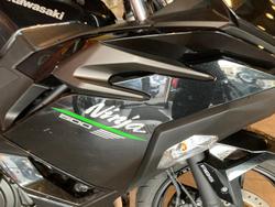 2024 Kawasaki Ninja 500 (EX500G) Ninja Black