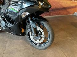 2024 Kawasaki Ninja 500 (EX500G) Ninja Black
