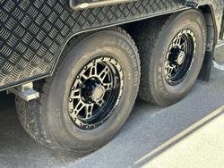 2025 Supreme 2000_R_K1e1_T Classic Tourer 20'