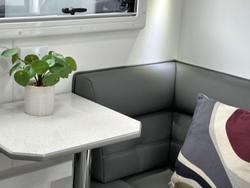 2025 Supreme 1800_R_K1e3_S Classic Tourer 18'