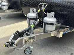 2025 Supreme 1800_R_K1e3_S Classic Tourer 18'