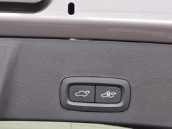 2024 Volvo XC40 Ultimate B4 Dark MY24 AWD Silver Dawn