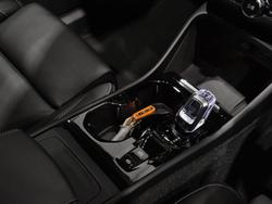 2024 Volvo XC40 Ultimate B4 Dark