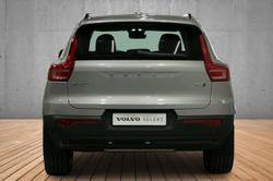2024 Volvo XC40 Ultimate B4 Dark MY24 AWD Silver Dawn