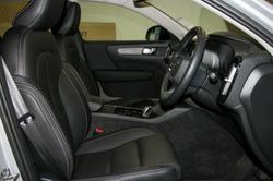 2024 Volvo XC40 Ultimate B4 Dark MY24 AWD Silver Dawn