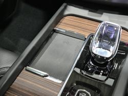 2023 Volvo XC60 Ultimate B5 Bright MY23 AWD Platinum Grey