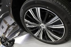 2023 Volvo XC60 Ultimate B5 Bright MY23 AWD Platinum Grey