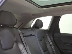 2023 Volvo XC60 Ultimate B5 Bright MY23 AWD Platinum Grey