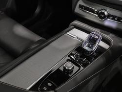 2024 Volvo XC90 Recharge Ultimate T8 Plug-In Hybrid MY24 AWD Crystal White