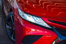 2018 Toyota Camry SX GSV70R Emotional Red