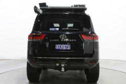 2024 Toyota
                Landcruiser VX