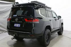 2024 Toyota
                Landcruiser VX