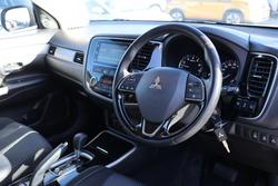 2018 Mitsubishi Outlander ES ADAS