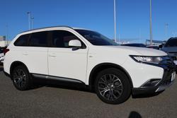 2018 Mitsubishi Outlander ES ADAS