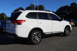 2018 Mitsubishi Outlander ES ADAS