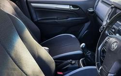 2014 Nissan Navara Titanium D40 Series 7 4X4 Dual Range Silver Lightning