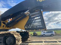 2020 Tigercat 890 Yellow