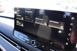 2025 Mitsubishi Outlander ES