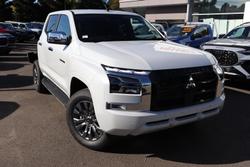 2025 Mitsubishi Triton GLS