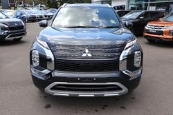 2025 Mitsubishi Outlander PHEV Exceed Tourer