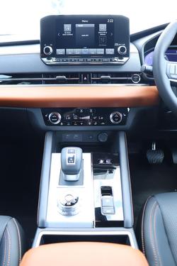 2025 Mitsubishi Outlander PHEV Exceed Tourer