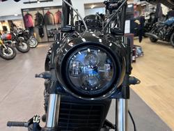 2018 Indian SCOUT BOBBER THUNDER BLACK Thunder Black