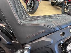 2018 Indian SCOUT BOBBER THUNDER BLACK Thunder Black