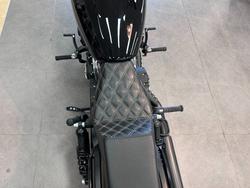 2018 Indian SCOUT BOBBER THUNDER BLACK Thunder Black