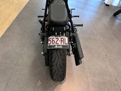 2018 Indian SCOUT BOBBER THUNDER BLACK Thunder Black
