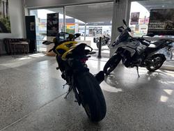 2016 Yamaha YZF-R1 YELLOW
