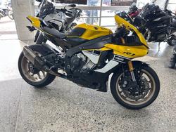 2016 Yamaha YZF-R1 YELLOW