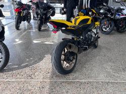2016 Yamaha YZF-R1 YELLOW