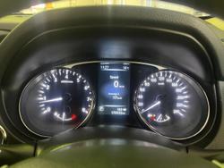 2015 Nissan
X-TRAIL ST