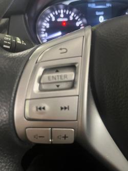 2015 Nissan
X-TRAIL ST
