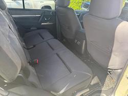 2012 Mitsubishi
                Pajero GLX