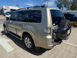 2012 Mitsubishi
                Pajero GLX