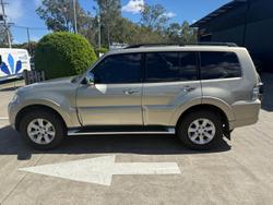 2012 Mitsubishi
                Pajero GLX