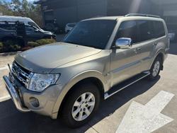 2012 Mitsubishi
                Pajero GLX