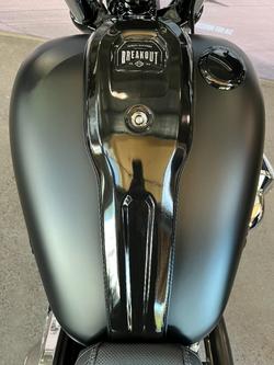 2023 Harley-davidson FXBR BREAKOUT (117) Black Denim